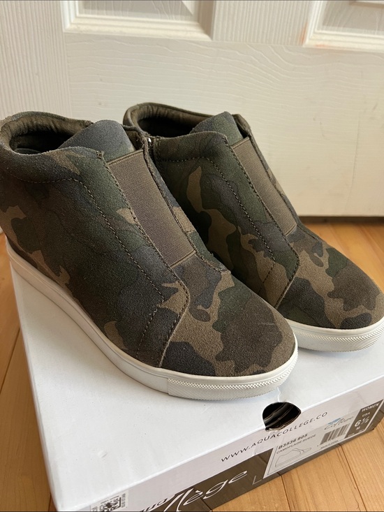 aqua college Shoes - Womens Camouflage Slip-On Wedge Sneakers - Olive Green